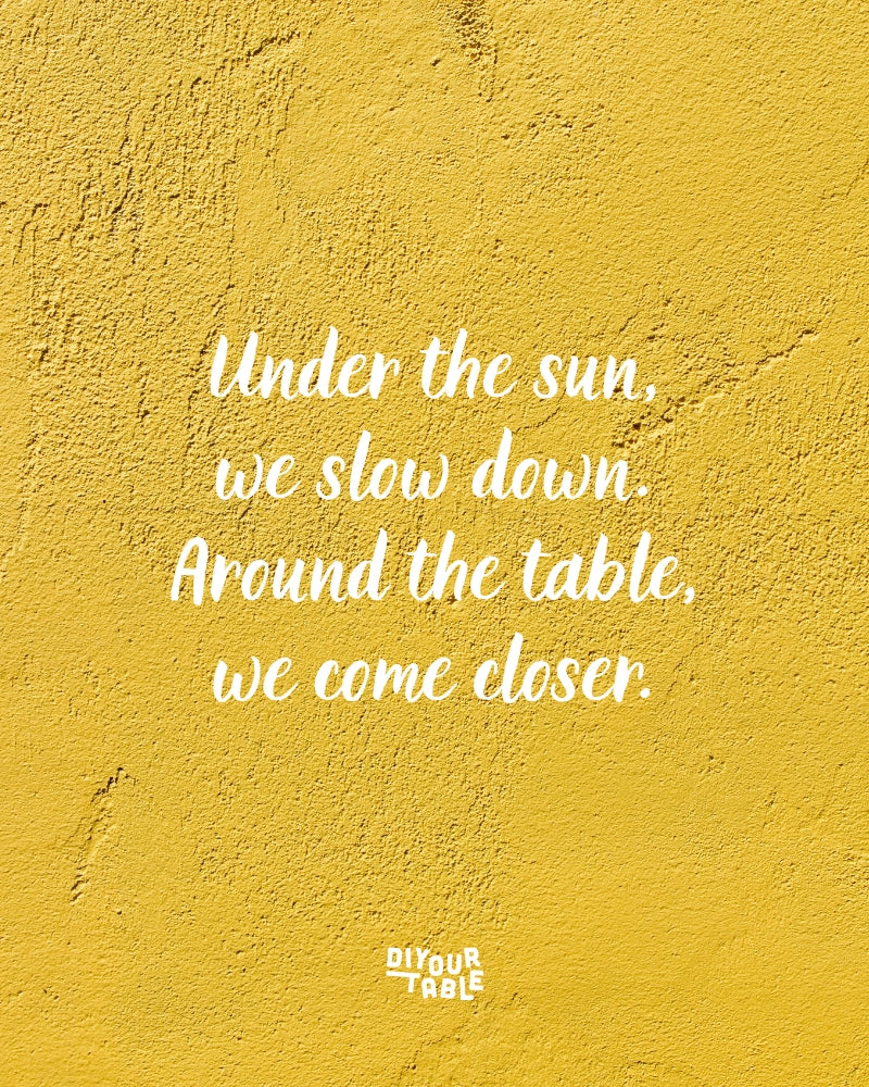 Inspirerende tafelaffirmatie met zomerse vibes en kleurrijke Fiesta-styling – perfect voor jouw dinner party moment.