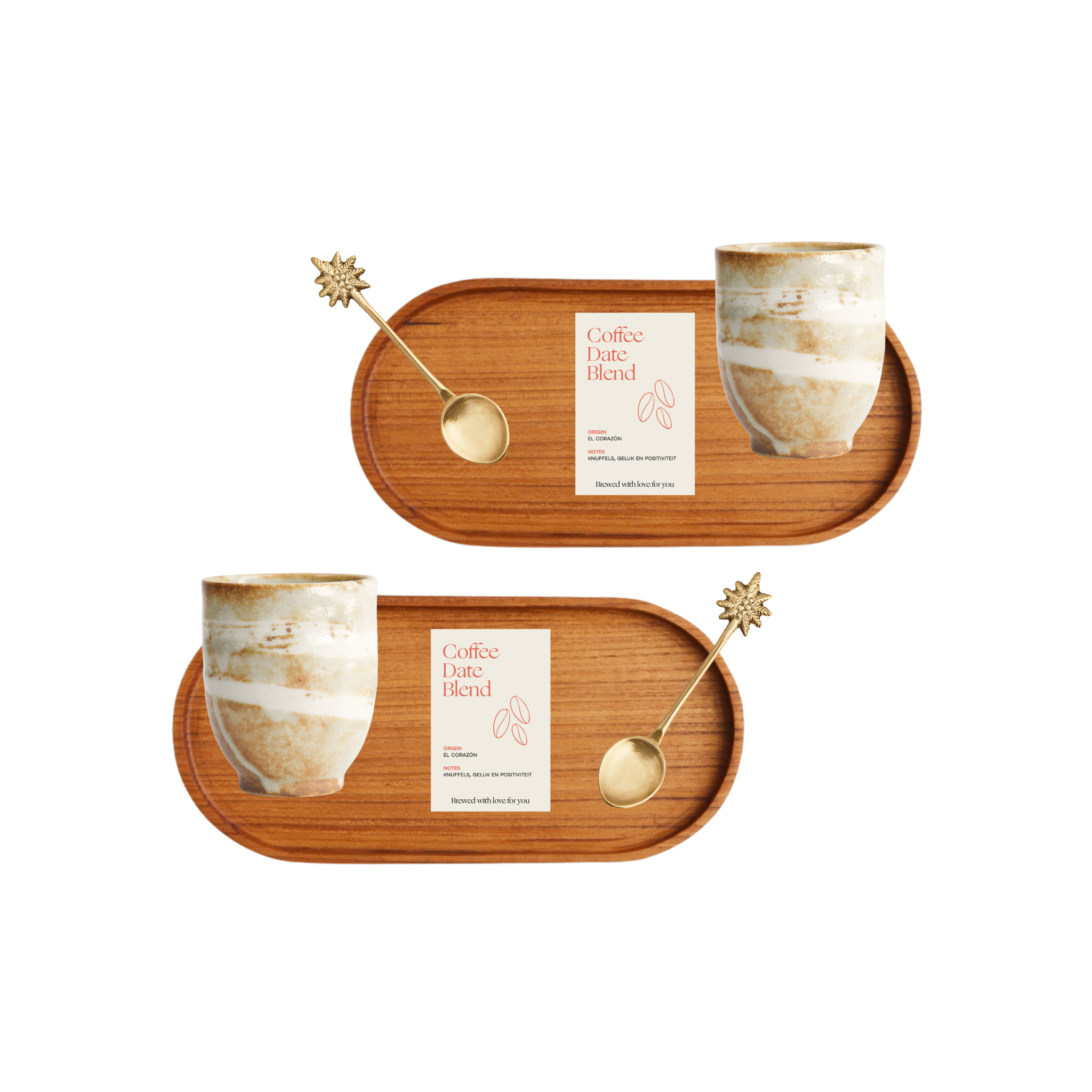 Houten dienblad met twee keramische koffiekopjes in neutrale tinten uit de Café at Home bundel.