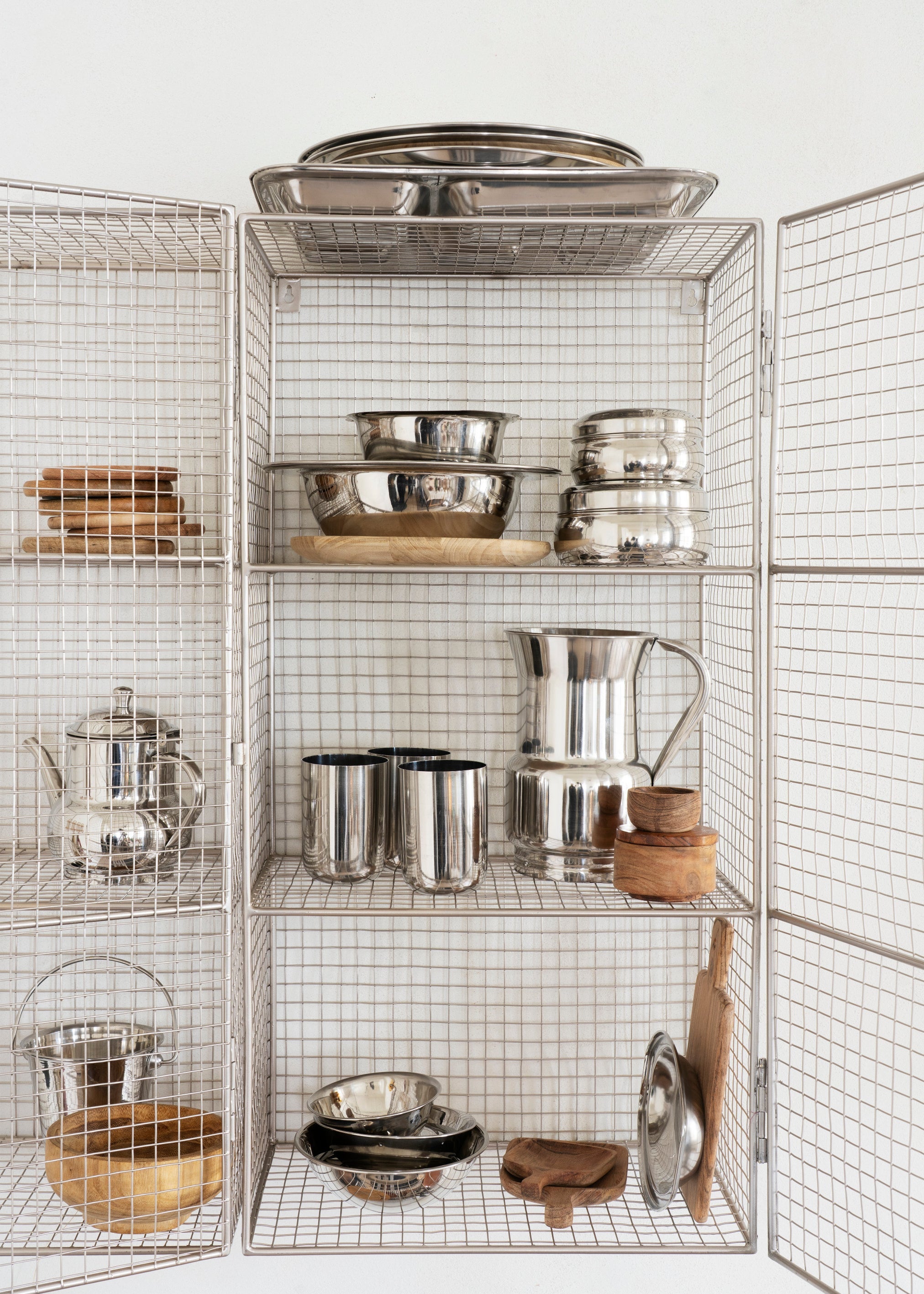 Stainless steel collectie voor een tijdloze tafelsetting of een ontspannen café at home setting.